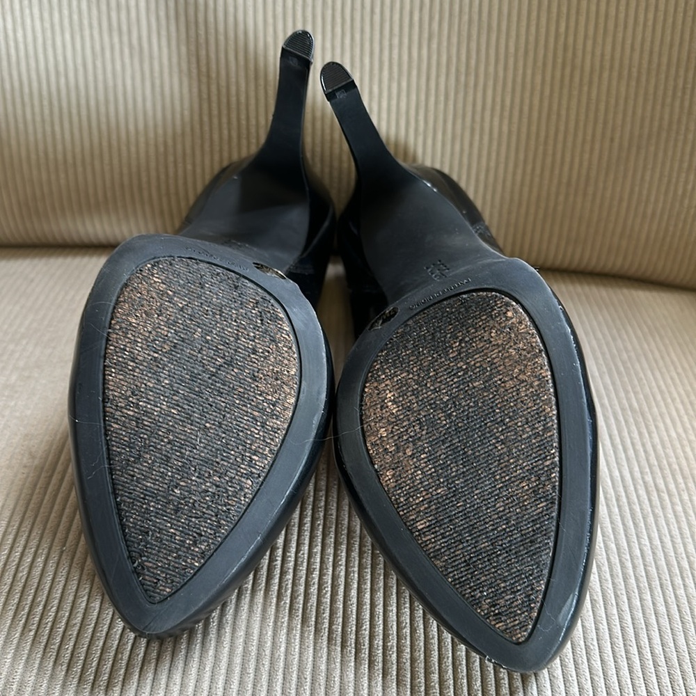 BCBGeneration Pumps - Picture 3 of 3